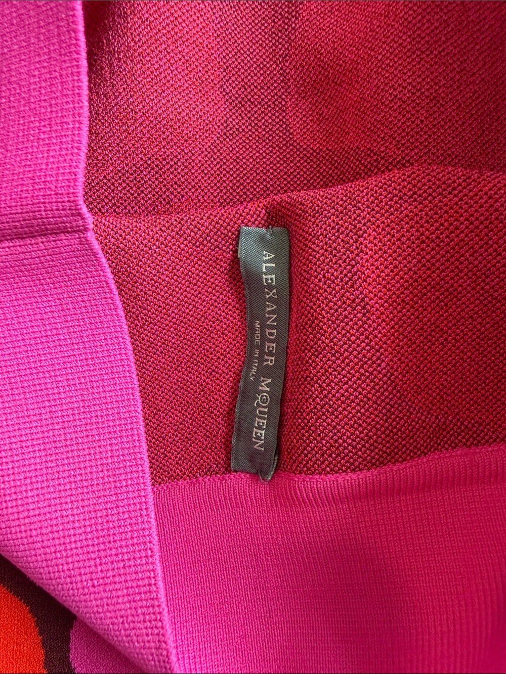 Alexander McQueen Hot Pink Floral-Print Pencil Skirt - Picture 2 of 2